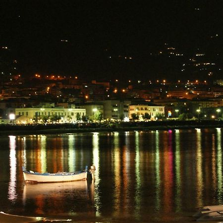Apartmán Casa Stromae A Due Passi Dal Mare Cefalù Exteriér fotografie